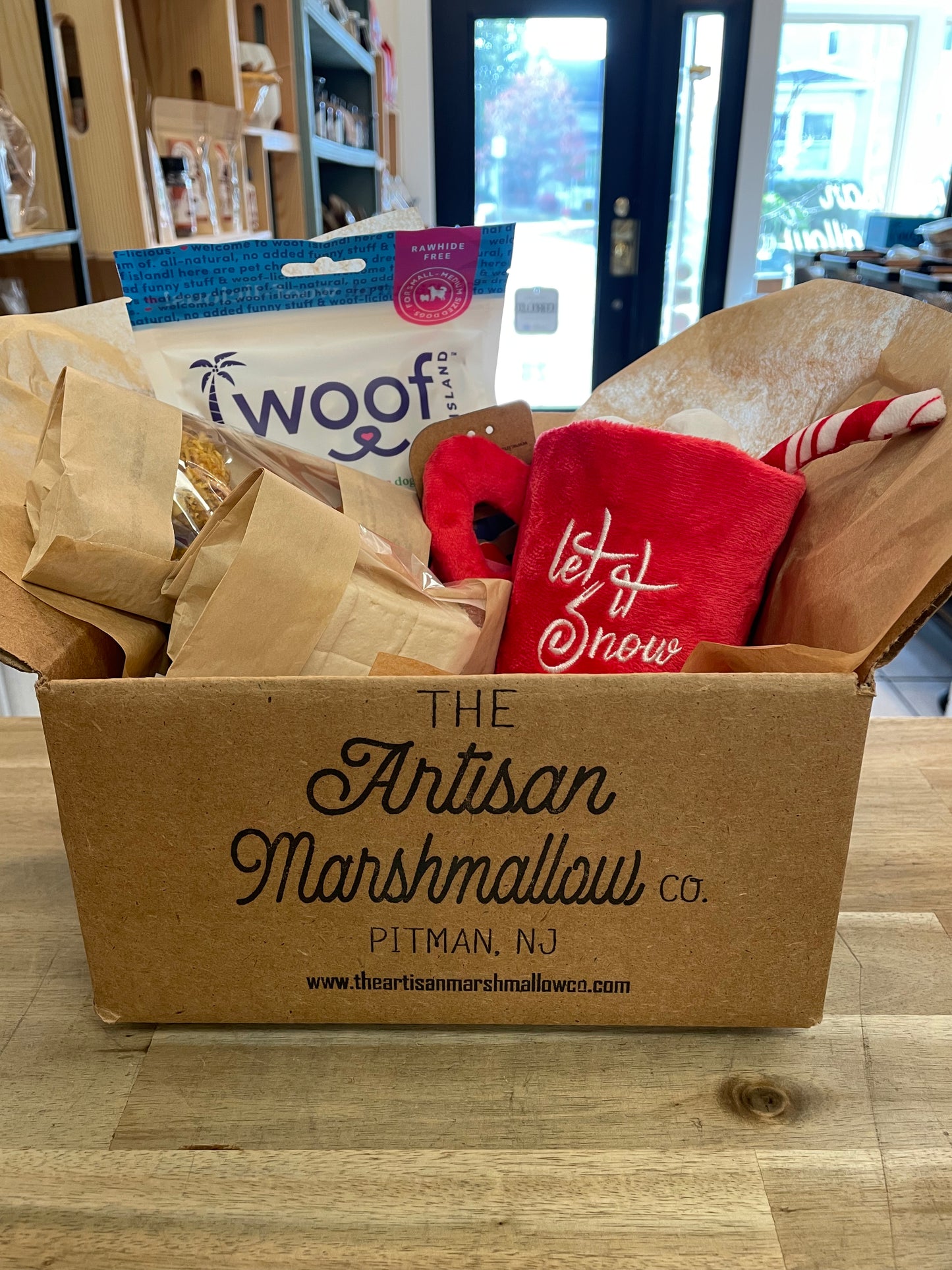 Pamper your Puppy for the Pawidays!